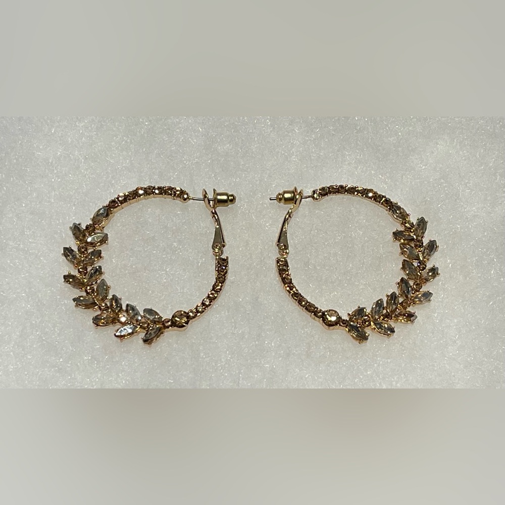 New Desert Rose Designs Gold Rhinestone Hoop Earrings
